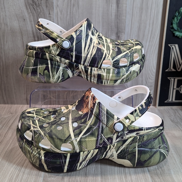 CROCS | Shoes | Crocs Clogs Womens 1 Classic Bae Realtree Camo Chunky ...